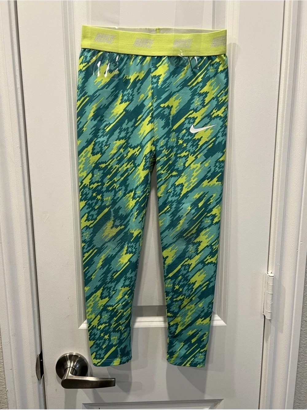 Nike Girls' Teal and Lime Pixel Camo Leggings